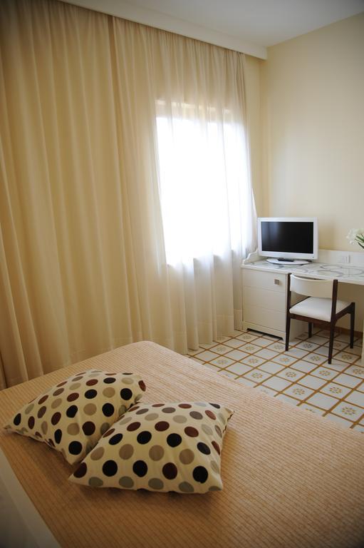Via Capo Rooms Сорренто Номер фото